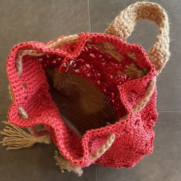 Boho Red and Natural Raffia Drawstring Backpack - Picture 5 of 7